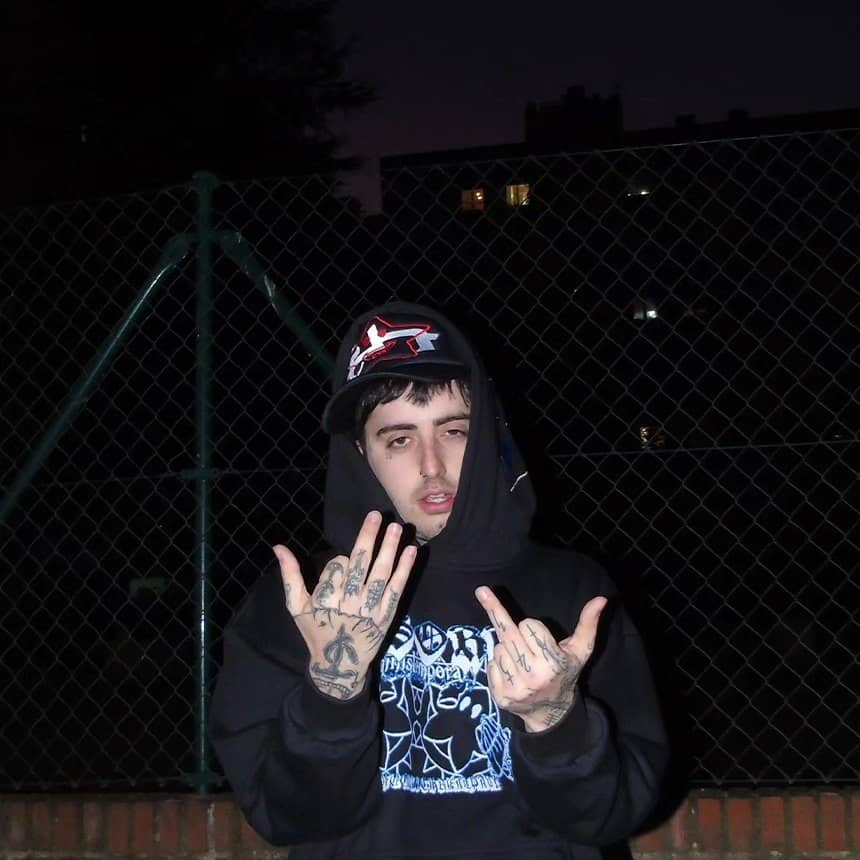 Orslok wearing KISORE